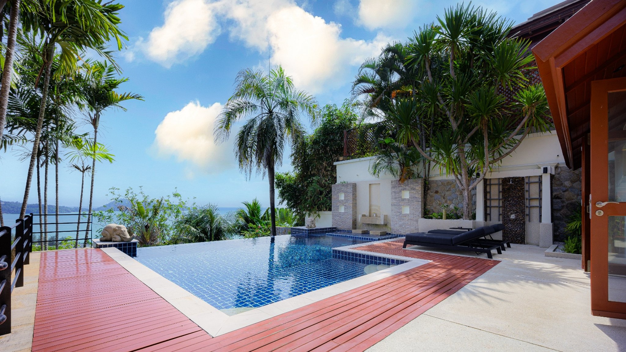 Villa Aranda in 芭东海滩, Phuket - 4 bedrooms