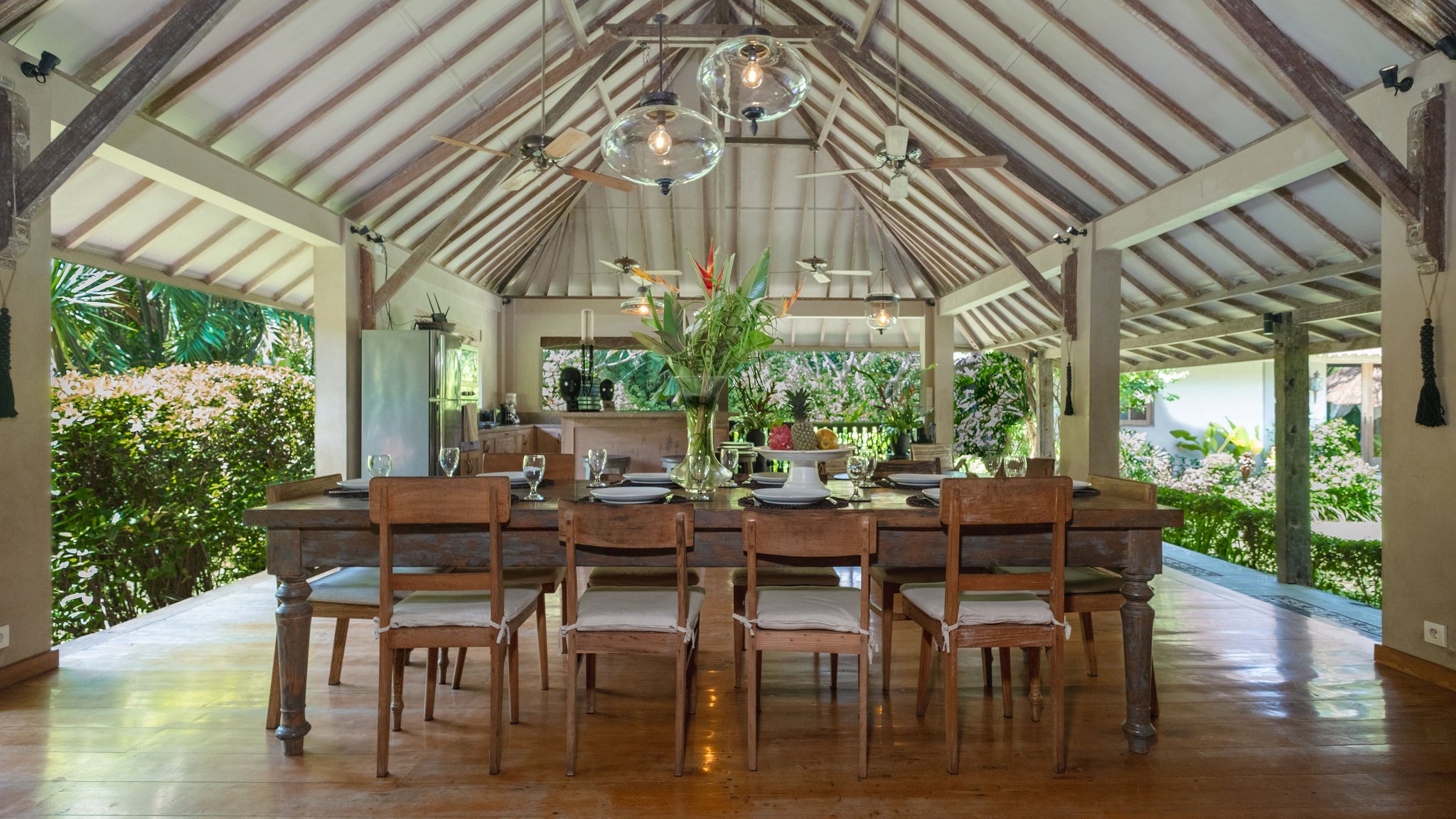 Villa Koyama Dining area