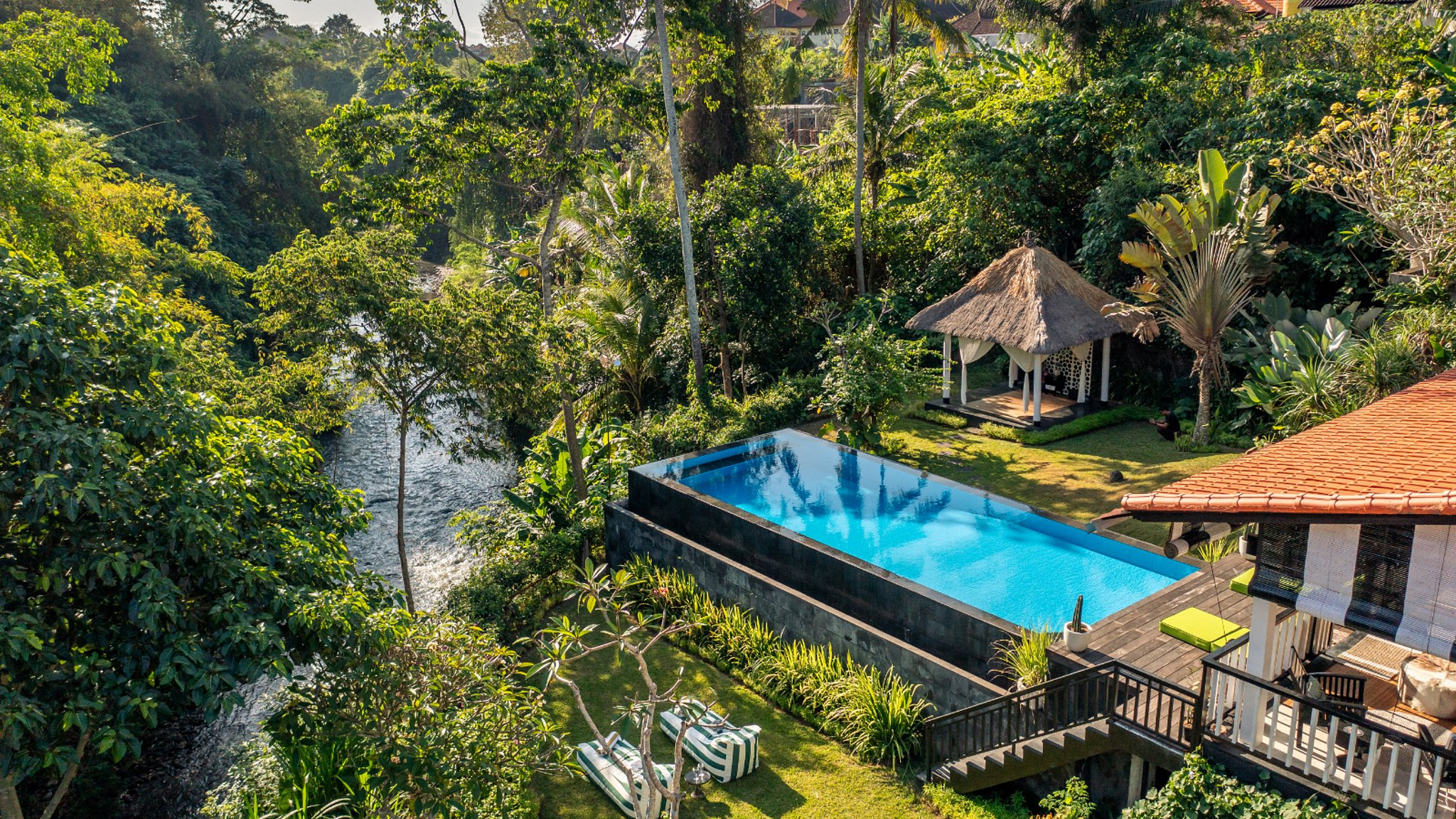 Image 1 of Villa Lepak by the River