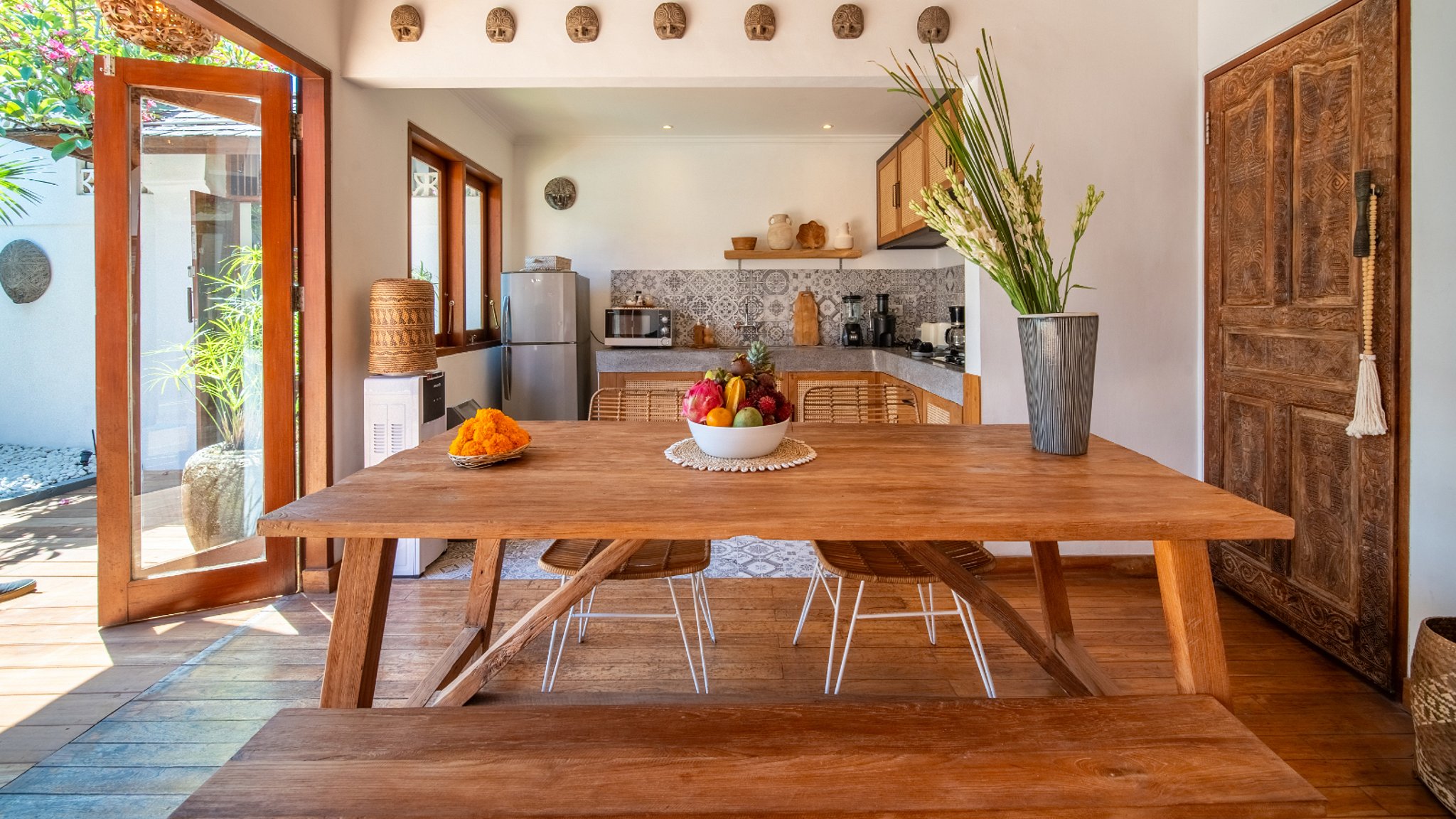 Villa Makasih Dining area