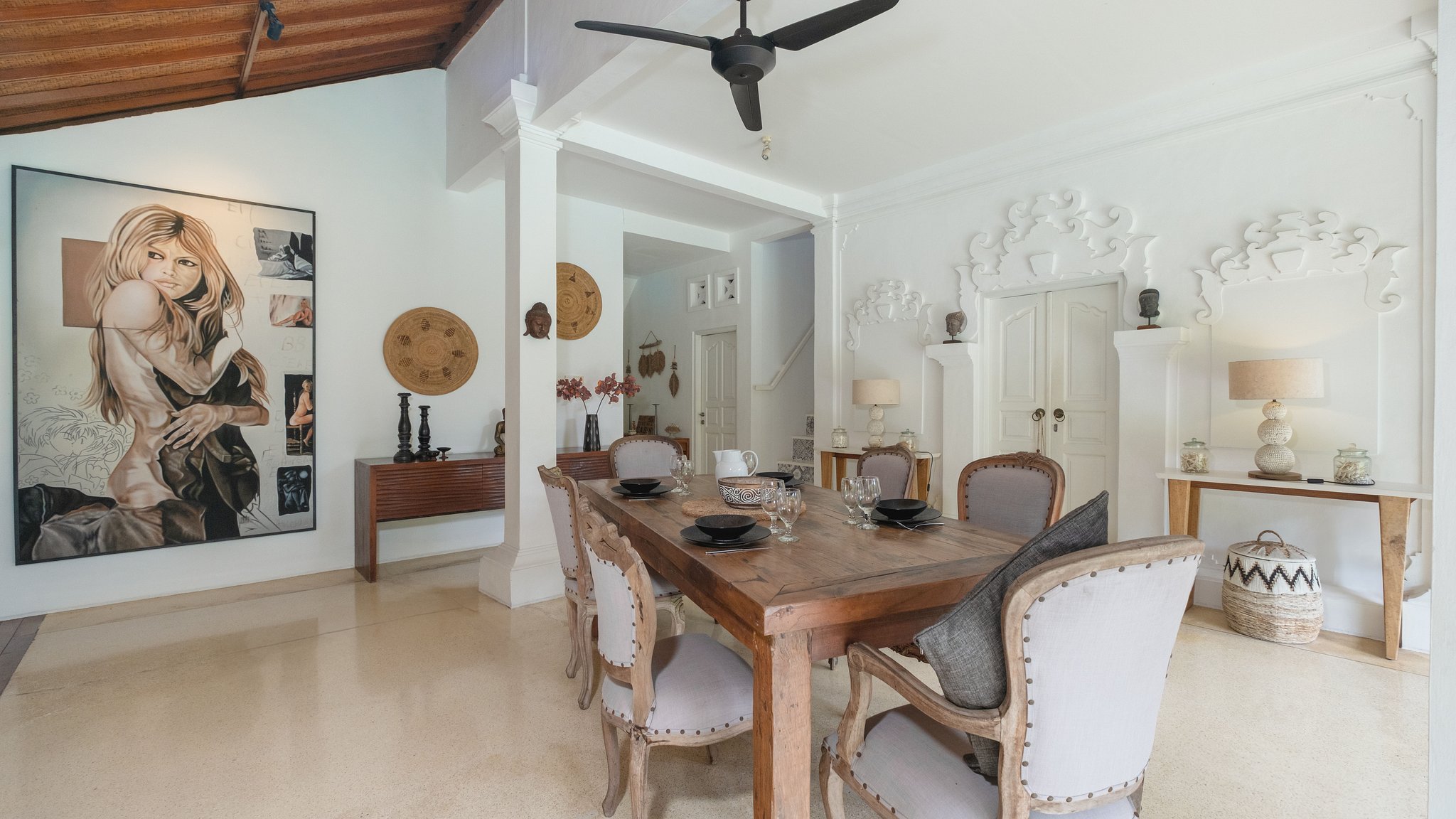 Villa Mogi Dining area