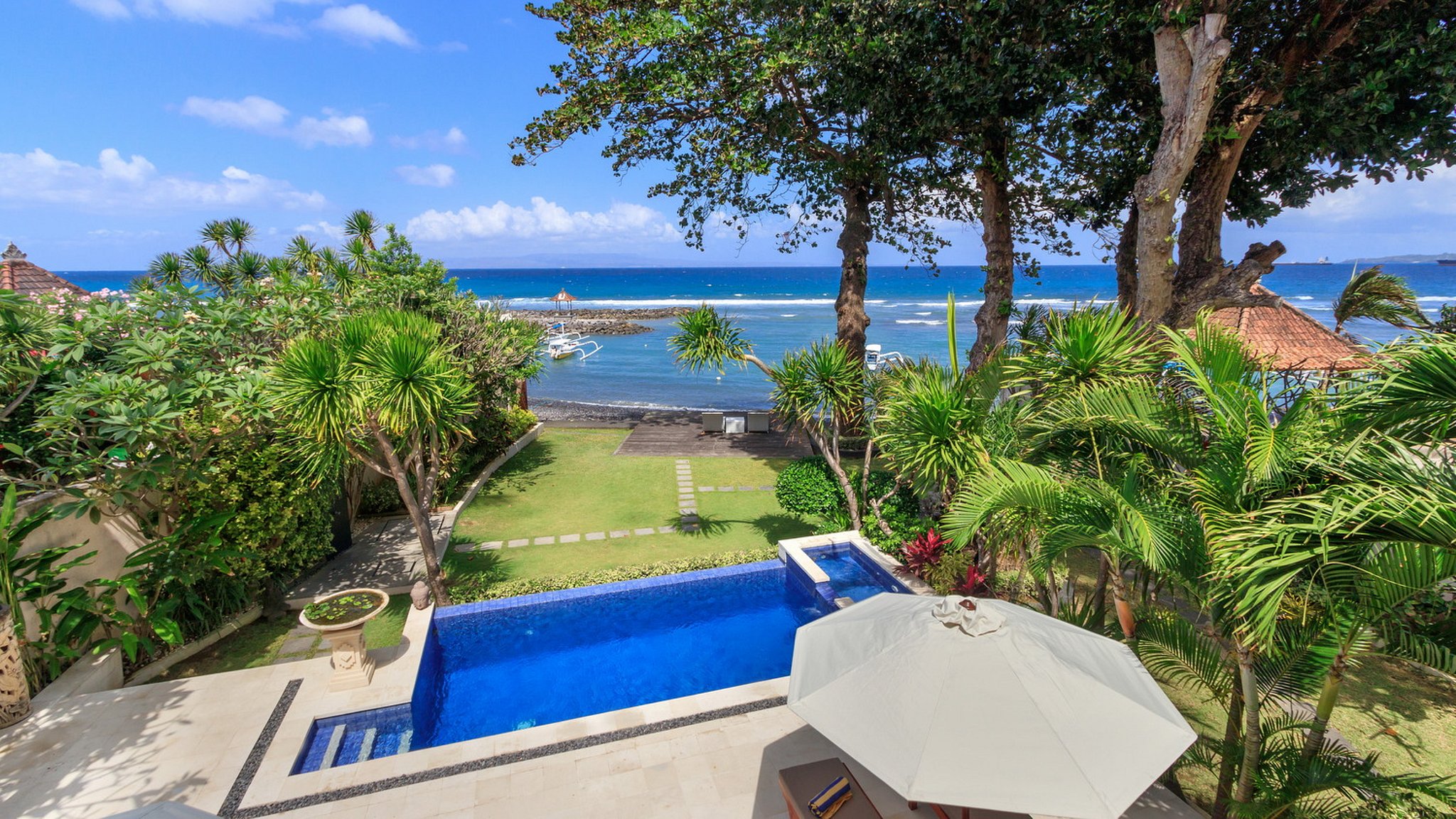 Villa Pantai Candidasa In Candidasa Bali 2 Bedrooms Best Price 