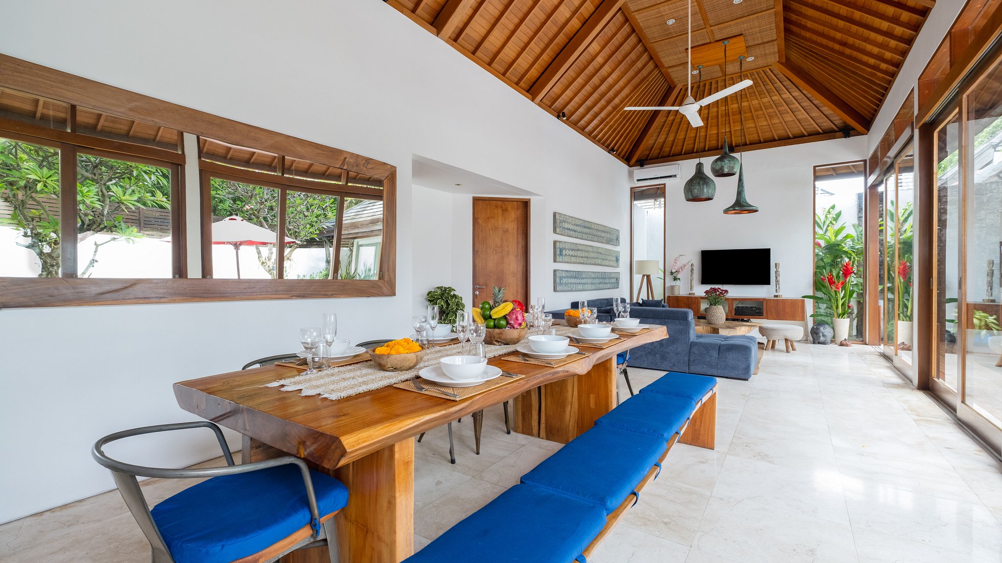 Villa Sanook Dining area