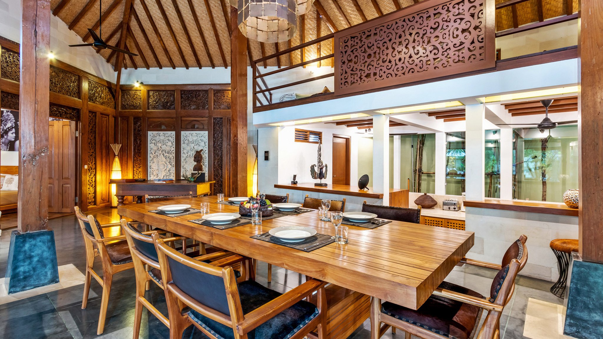 Villa Shantika Dining area