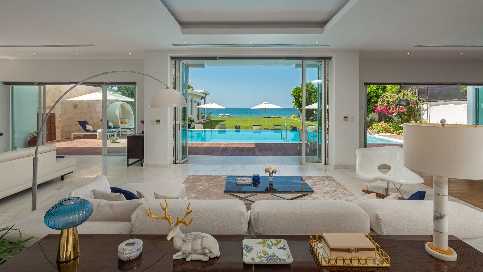 Villa Summer Estate a Spiaggia di Natai, Phuket camere da letto