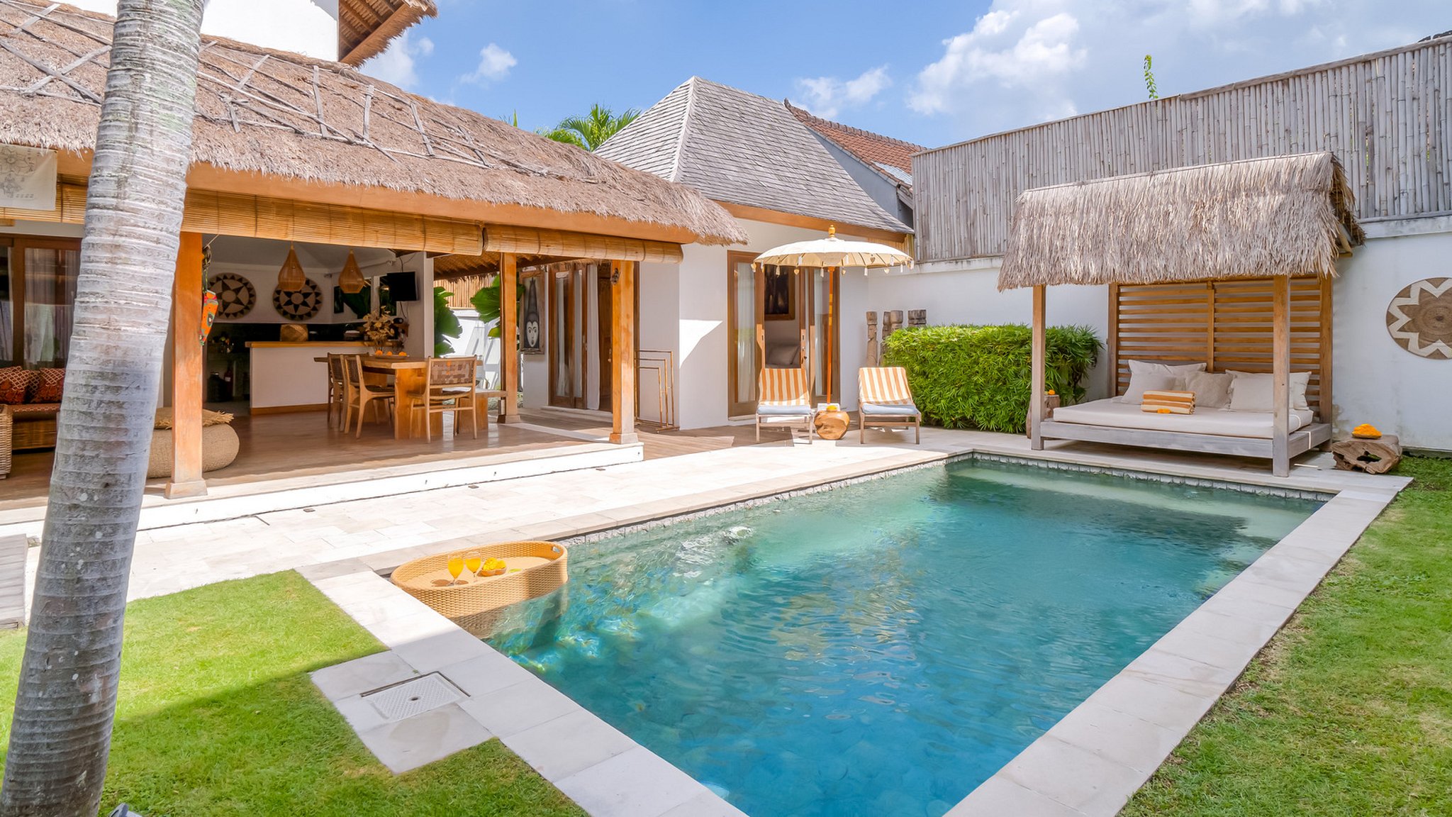 Image 1 of Villa Waterlily